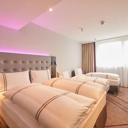 Premier Inn Karlsruhe City Am Wasserturm Bagian luar foto